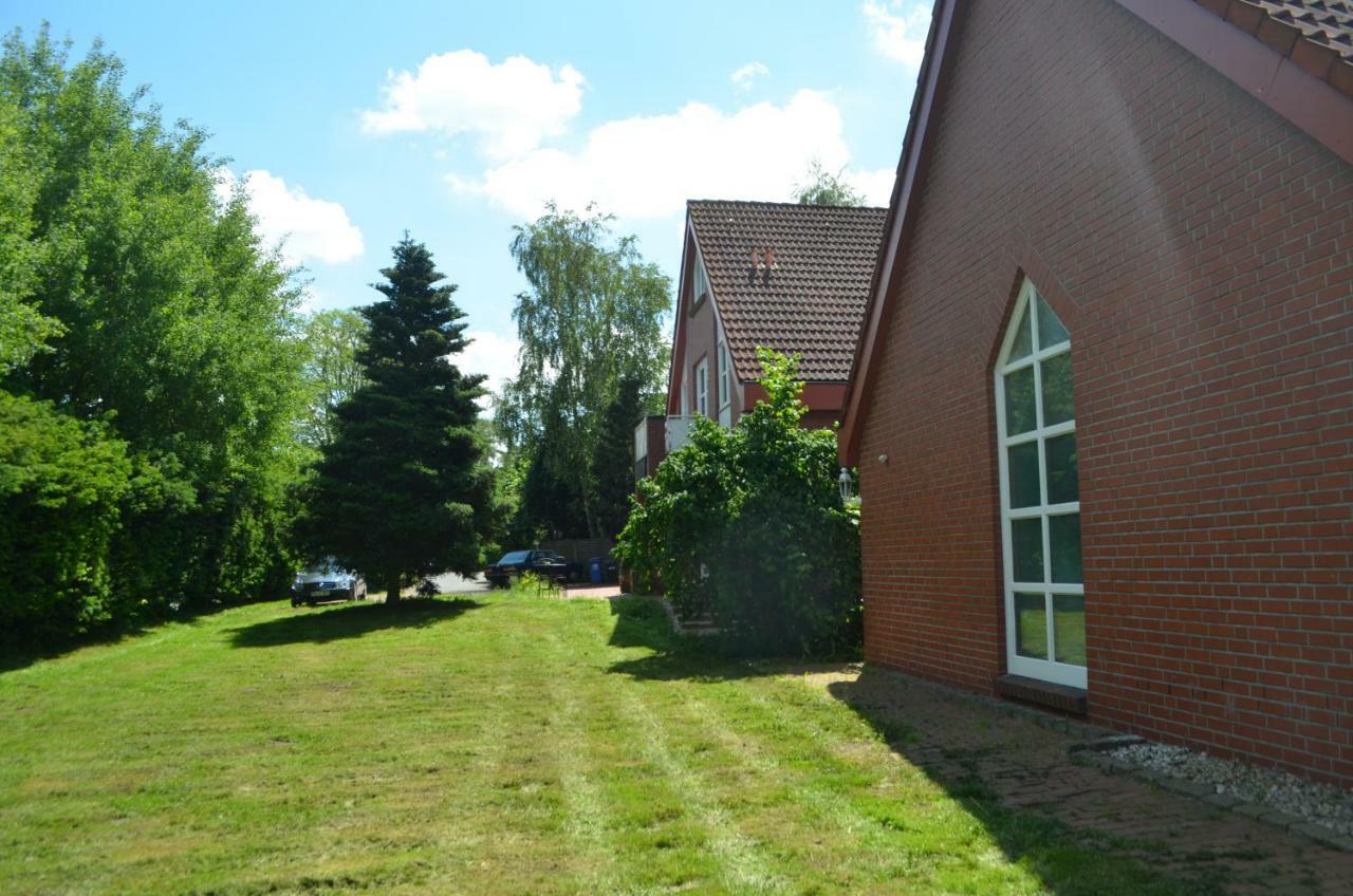 Gaestehaus Vigliarolo Gewerblich Jedes Zimmer Eigenes Bad Gemeinschaftskueche Elmshorn Exterior photo